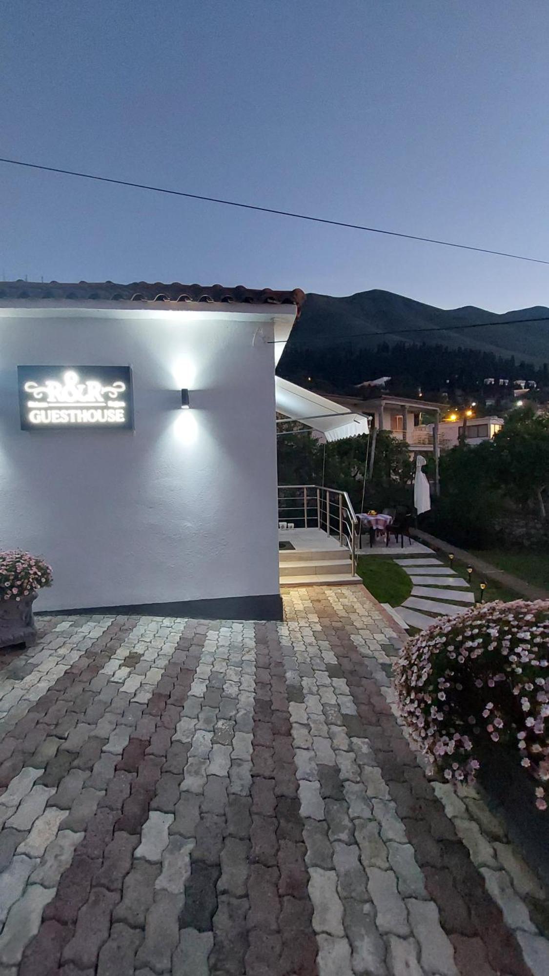 Široka R&R Gesthouse酒店 外观 照片