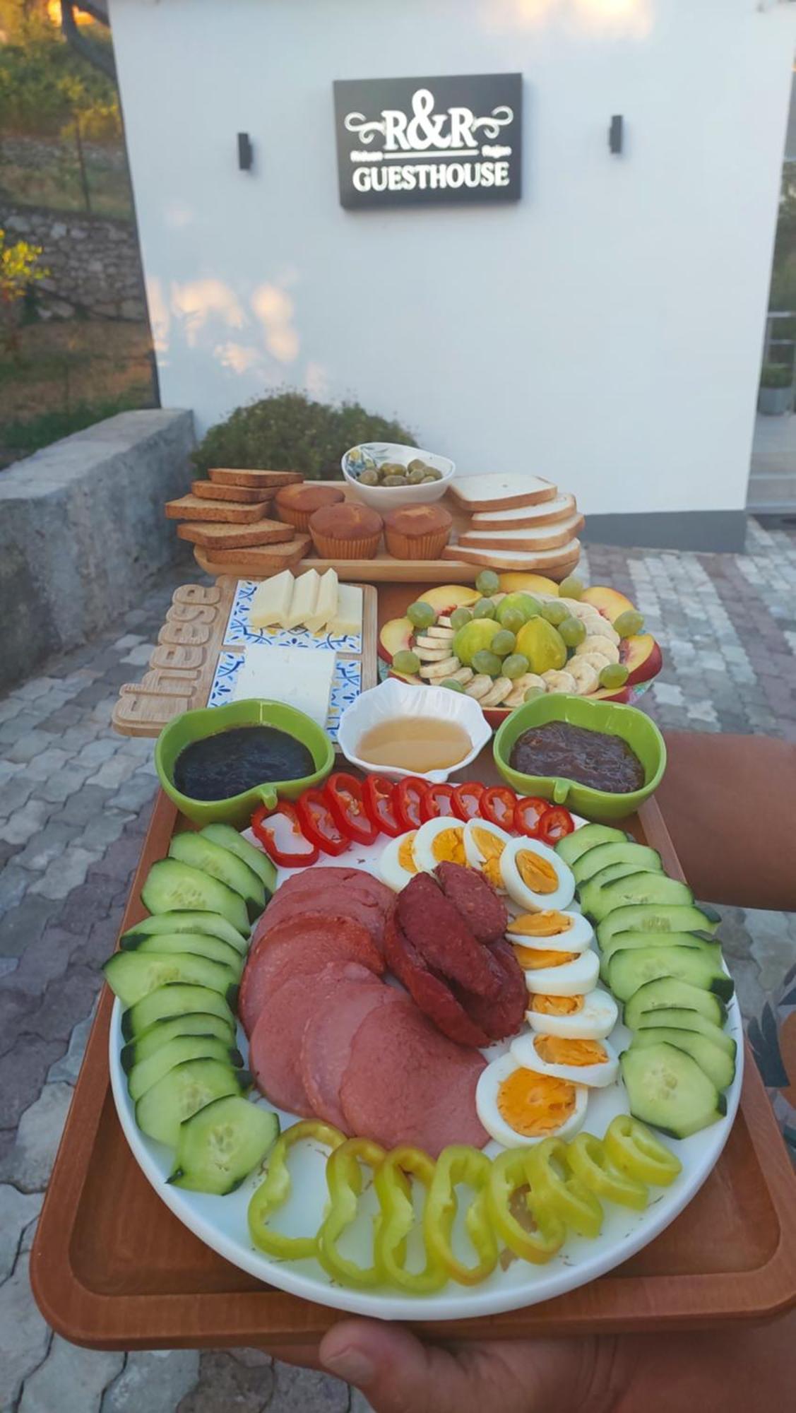 Široka R&R Gesthouse酒店 外观 照片